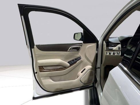 Used 2019 GMC Yukon Denali w/ Denali Ultimate Package image 30