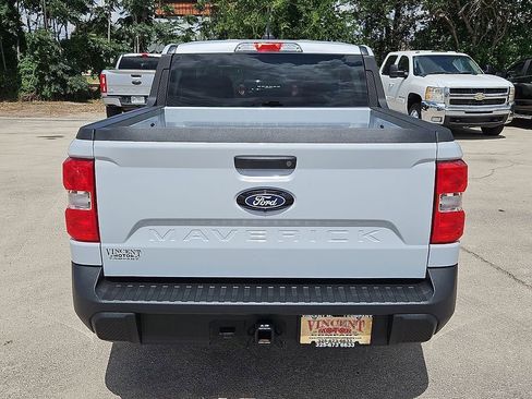 Used 2025 Ford Maverick XL w/ Equipment Group 102A AWD/4WD image 9