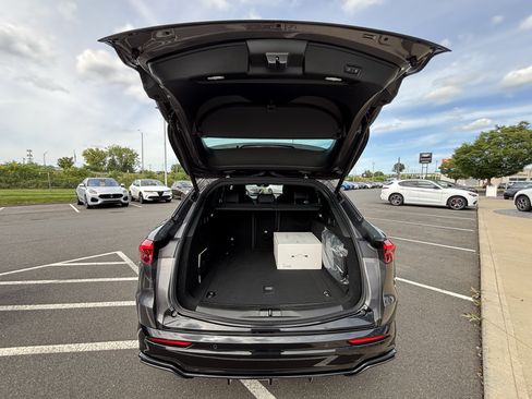 Used 2025 Maserati Grecale Folgore AWD/4WD image 47