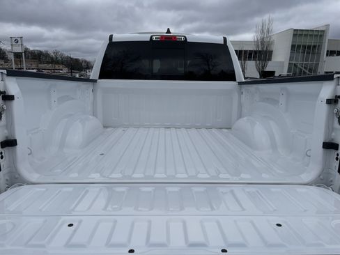 Used 2023 RAM 1500 Big Horn AWD/4WD image 33
