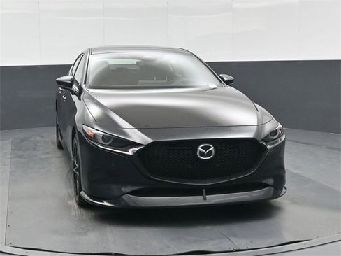 Used 2024 MAZDA MAZDA3 Hatchback w/ Appearance Package image 10