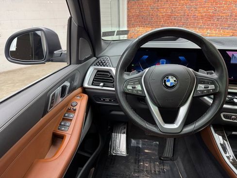 Certified 2024 BMW X5 xDrive40i w/ Executive Package image 13