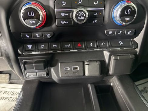 Used 2022 GMC Sierra 2500 Denali w/ Denali Ultimate Package image 35