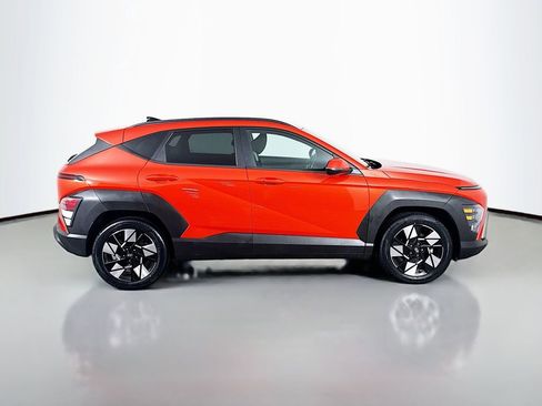 Used 2025 Hyundai Kona SEL image 4