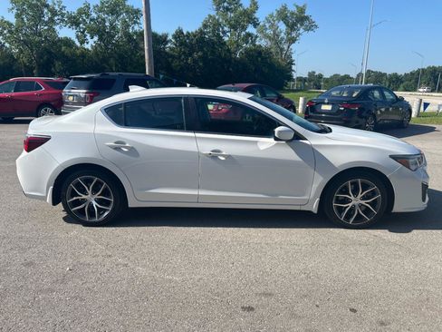 Used 2019 Acura ILX FWD image 4