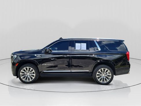 Used 2022 GMC Yukon Denali w/ Denali Premium Package AWD/4WD image 4