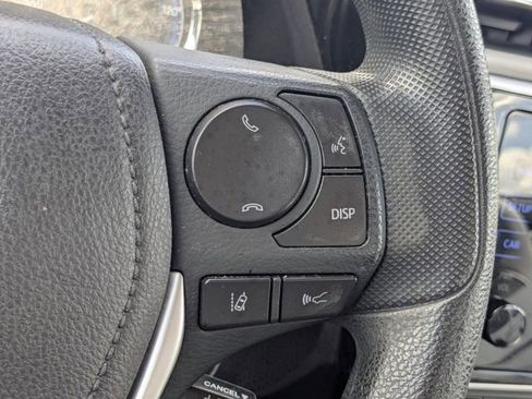 Used 2019 Toyota Corolla LE FWD image 26