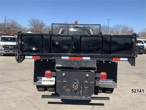 Used 2022 Ford F750 2WD Regular Cab Super Duty image 10