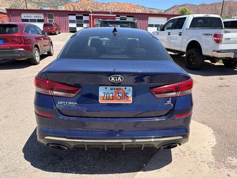 Used 2020 Kia Optima S FWD image 2