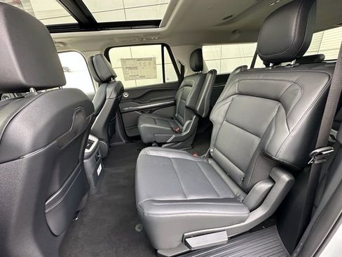 New 2025 Lincoln Navigator L Reserve AWD/4WD image 20