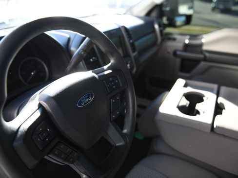 Used 2022 Ford F350 XLT w/ XLT Value Package image 24