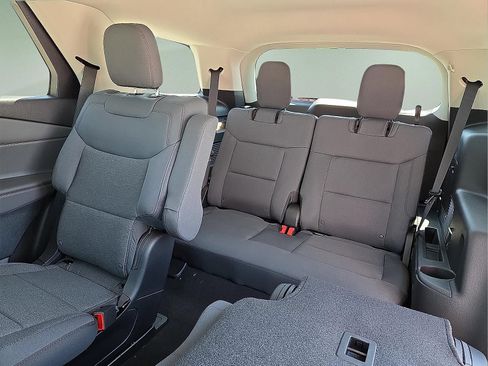 New 2026 Ford Explorer Active AWD/4WD image 9