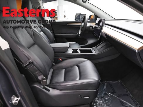 Used 2023 Tesla Model Y Long Range AWD/4WD image 18