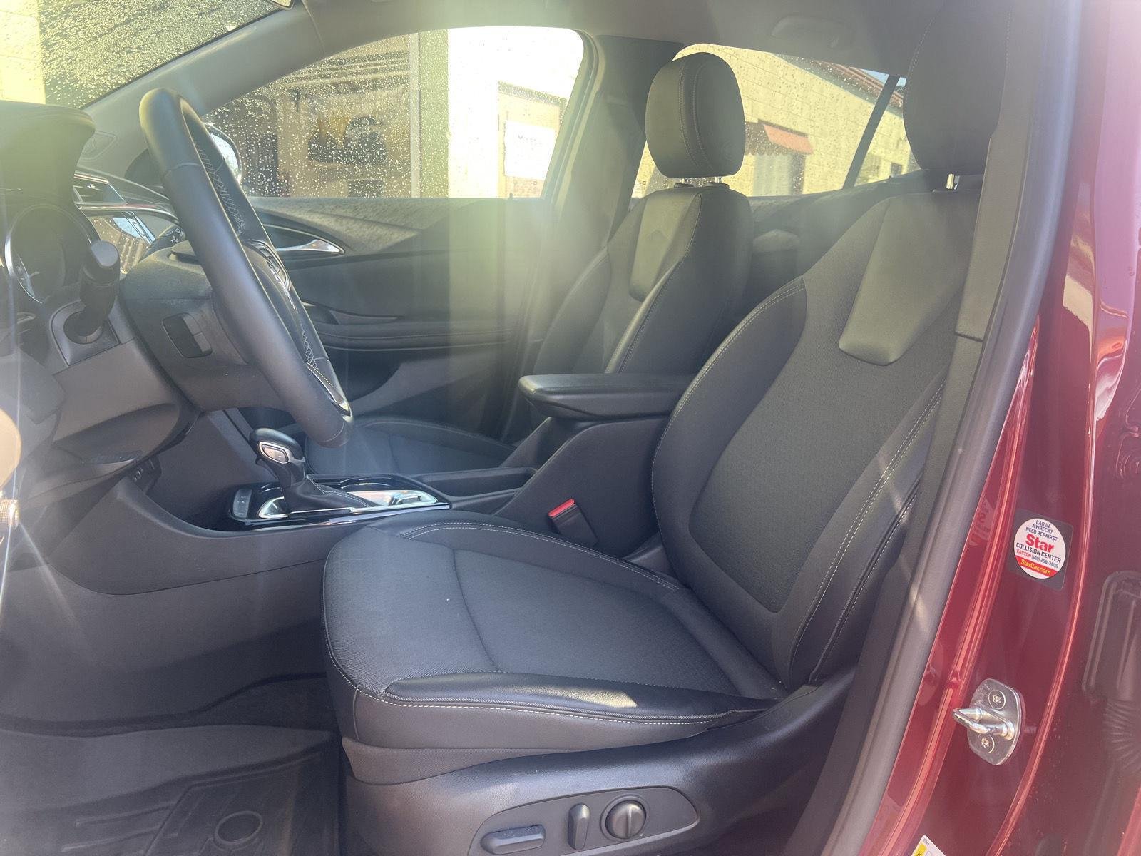 Used 2023 Buick Encore GX Select w/ Sport Touring Package FWD image 11