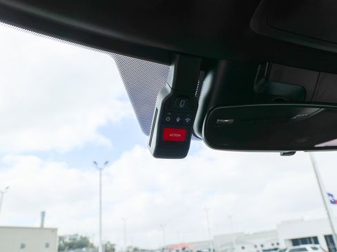 Certified 2026 Toyota Tundra SR image 28