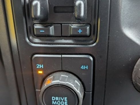 Used 2024 Ford F350 XLT image 45