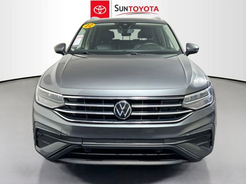 Used 2022 Volkswagen Tiguan SE image 10