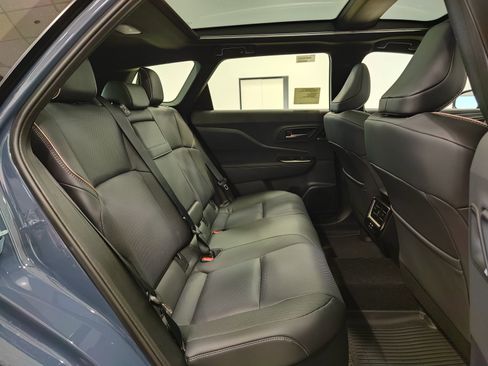 New 2025 Toyota Crown Signia image 18