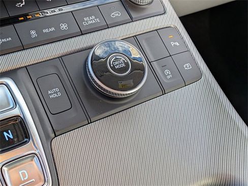 Used 2023 Hyundai Palisade SE image 23