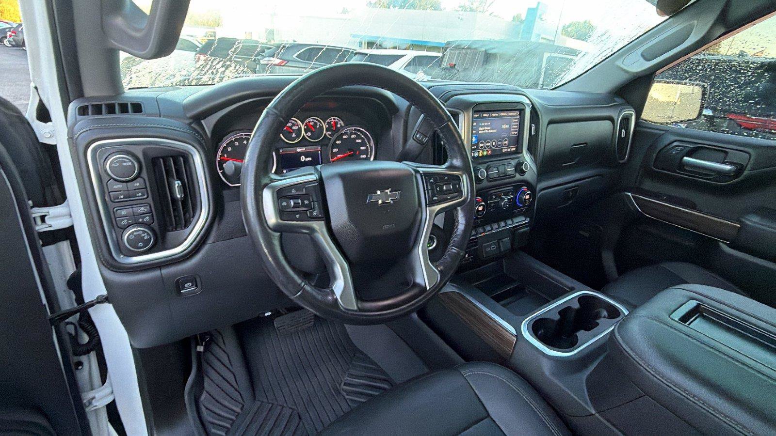 Used 2021 Chevrolet Silverado 1500 RST w/ All Star Edition Plus AWD/4WD image 3