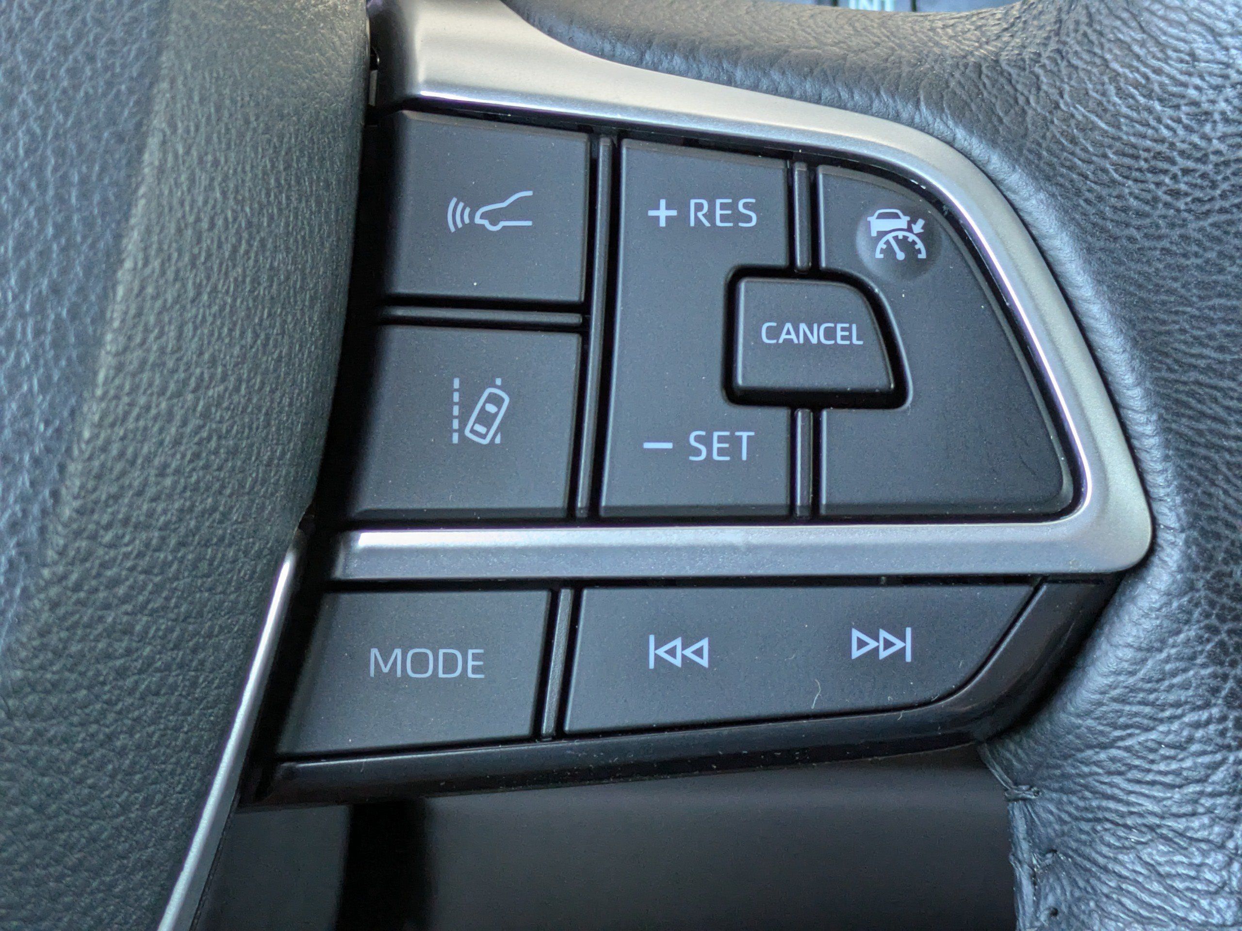 Used 2022 Toyota Sienna XLE AWD/4WD image 29