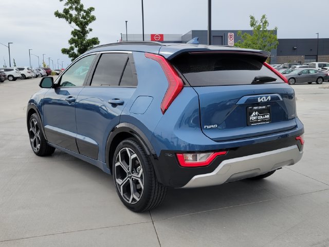 Used 2023 Kia Niro EX Touring FWD image 3