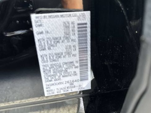Used 2025 Nissan Pathfinder SL w/ Cargo Package FWD image 28