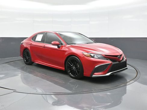 Used 2021 Toyota Camry XSE w/ Navigation Package AWD/4WD image 1