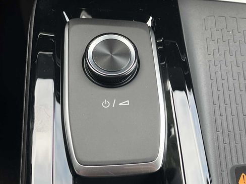 New 2026 Buick Enclave Sport Touring w/ Power Package FWD image 7