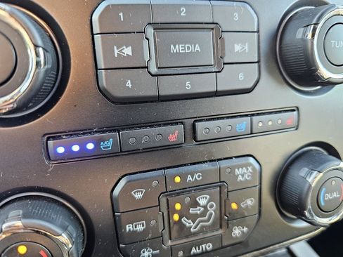 Used 2017 Ford Expedition Limited w/ Equipment Group 301A RWD image 64