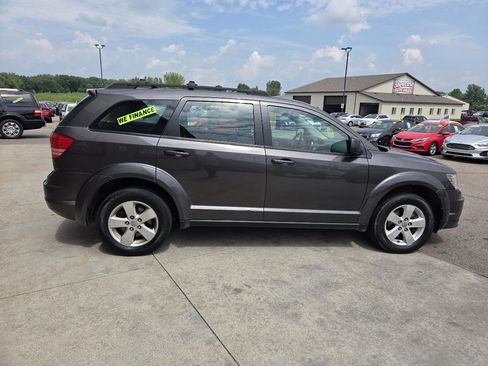 Used 2016 Dodge Journey SE image 4