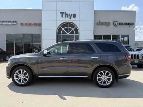 Used 2016 Dodge Durango Citadel w/ Premium Entertainment Group AWD/4WD image 35
