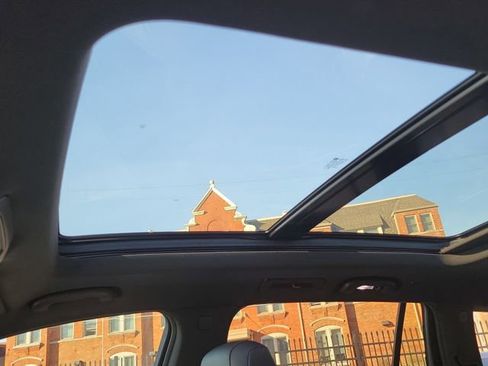 Used 2020 Cadillac XT6 Sport image 24