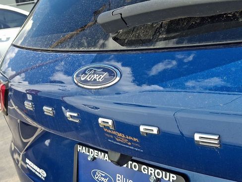 Certified 2023 Ford Escape ST-Line w/ Tech Pack #1 AWD/4WD image 8