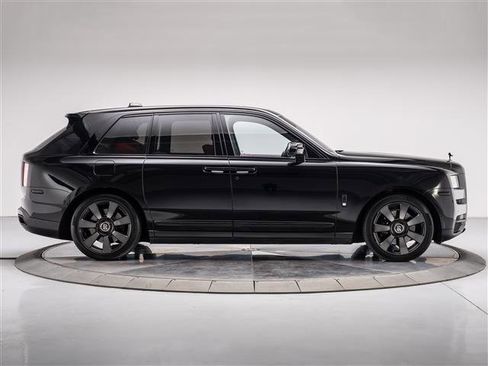 Used 2021 Rolls-Royce Cullinan AWD/4WD image 6