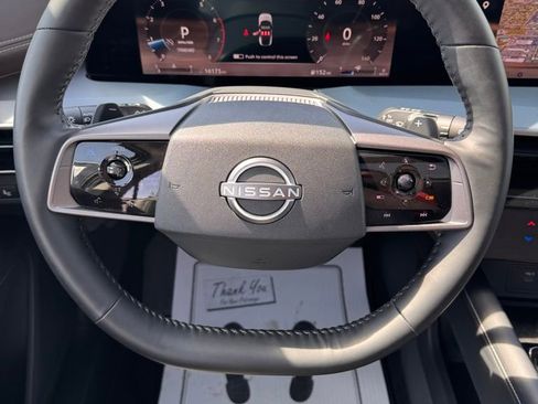 Used 2025 Nissan Murano Platinum AWD/4WD image 32
