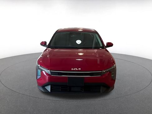 Used 2025 Kia K4 LXS image 11