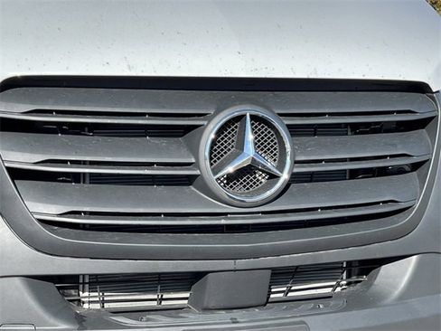 New 2025 Mercedes-Benz Sprinter 2500 image 47