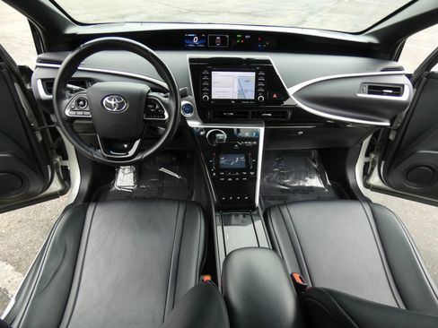 Used 2019 Toyota Mirai image 22