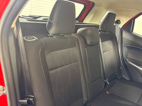 Used 2021 Ford EcoSport SE image 26