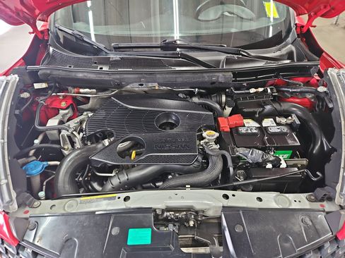 Used 2016 Nissan Juke SV w/ Technology Package AWD/4WD image 25