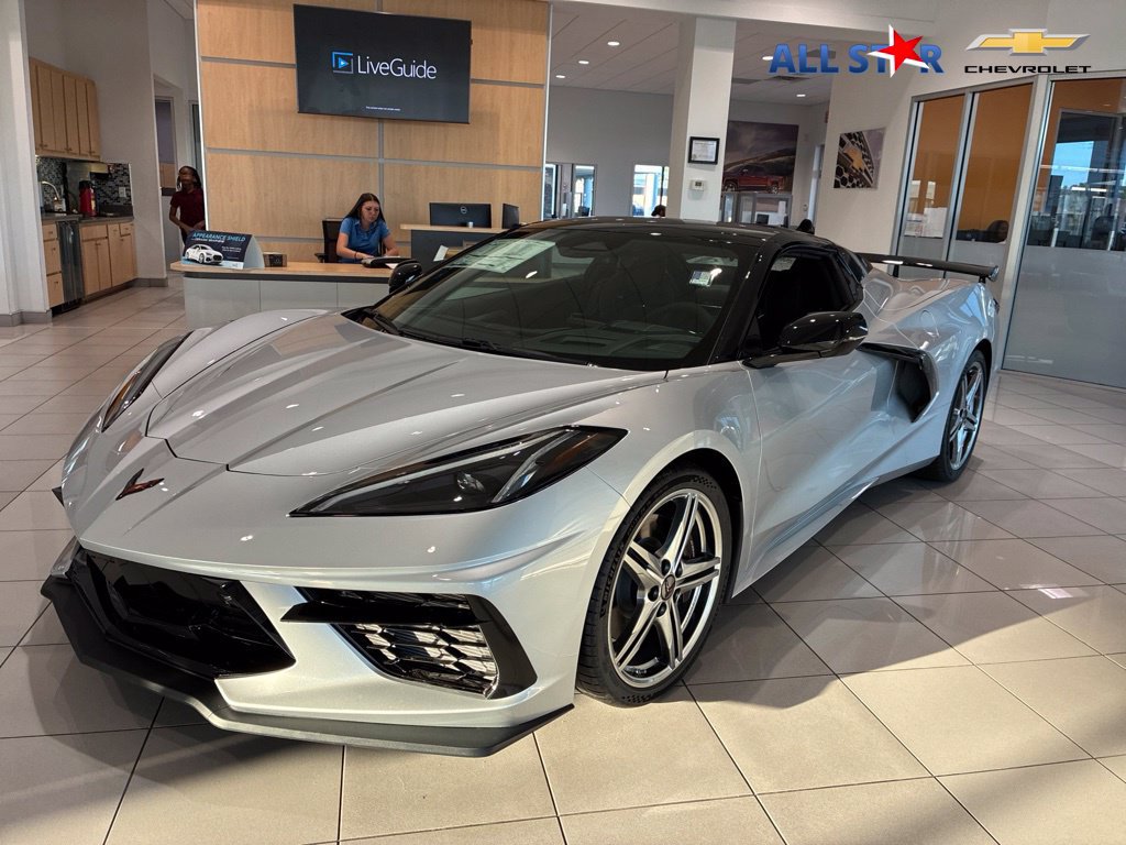 New 2027 Chevrolet Corvette Stingray Convertible w/ Z51 Performance Package RWD image 3