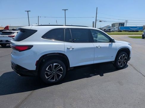 New 2026 Buick Enclave Sport Touring w/ Power Package AWD/4WD image 9