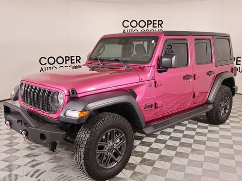 Used 2024 Jeep Wrangler Sport S image 10