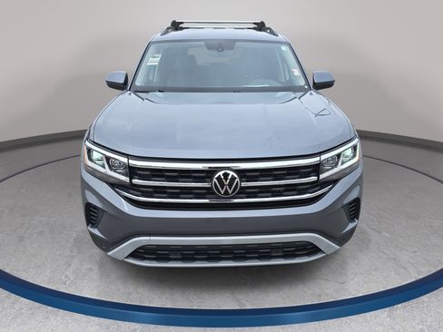Used 2023 Volkswagen Atlas SE w/ Black Wheel Package AWD/4WD image 2