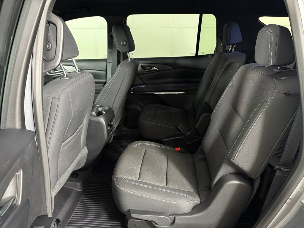 Used 2026 Chevrolet Traverse LT w/ Driver Confidence Package FWD image 41