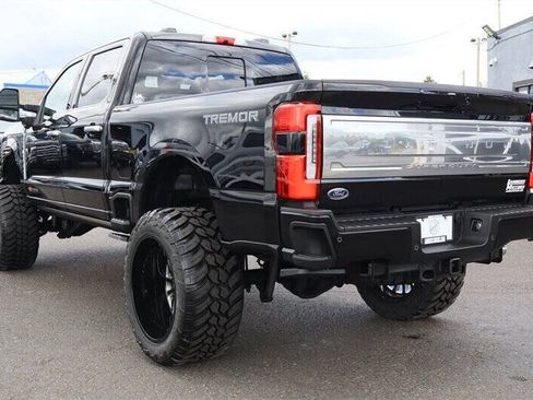 Used 2025 Ford F350 Platinum w/ Platinum Plus Package AWD/4WD image 3
