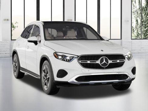 Used 2026 Mercedes-Benz GLC 300 4MATIC image 9