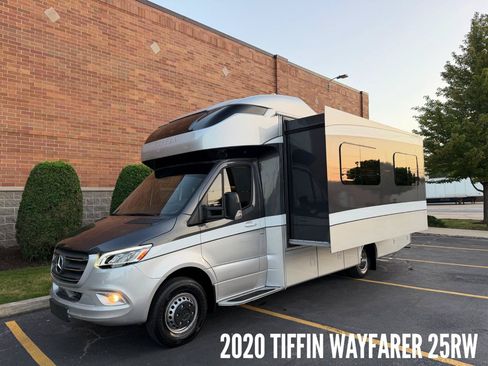 Used 2019 Mercedes-Benz Sprinter 170 image 1