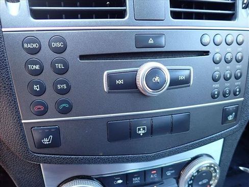 Used 2011 Mercedes-Benz C 300 4MATIC Sedan image 17